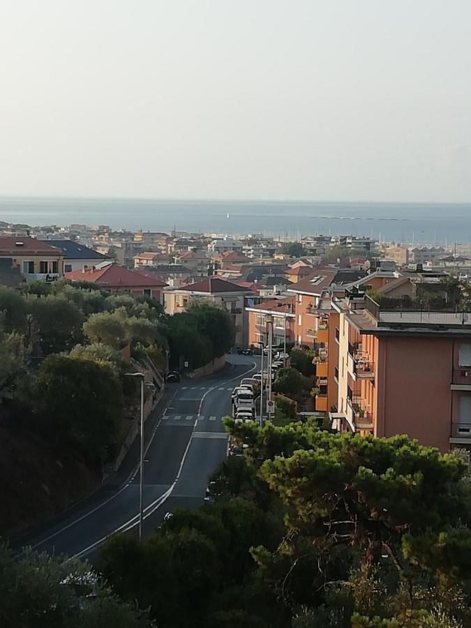 Terrazza Sul Mare In Via Devoto Apartment เคียวารี ภายนอก รูปภาพ