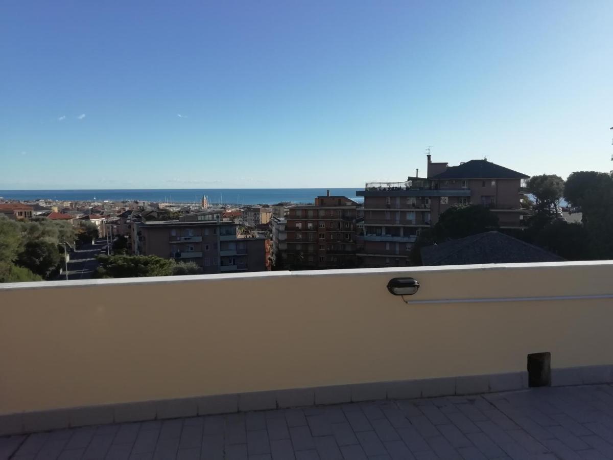 Terrazza Sul Mare In Via Devoto Apartment เคียวารี ภายนอก รูปภาพ